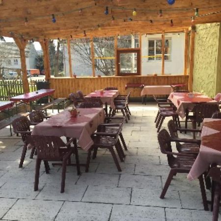 Landgasthof Zur Krone Krautheim Bagian luar foto